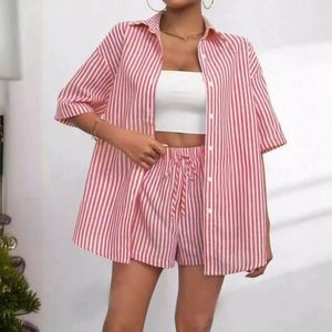 Conjunto de Dos Piezas para Mujer I-0607, Estilo Americano, Blazer Formal con Botones y Cuello en V, Manga Corta, Tejido Ecológico - Product Image 1