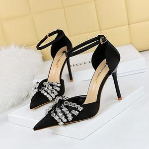 Chaussures <span class=keywords><strong>à</strong></span> talons hauts d'été pour femmes, <span class=keywords><strong>bouche</strong></span> peu profonde, bout pointu, strass, nœud, creux, avec sandales - Product Image 5