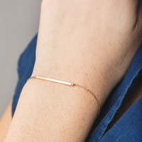 Bracelet minimaliste personnalisé en or 14K 30x2mm en acier inoxydable 316L