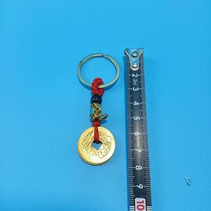 Cuerda de latón tejida a mano al por mayor con cinco monedas de emperador, nudo rojo, cuerda de cuentas azul y roja, colgante para llavero. - Product Image 2