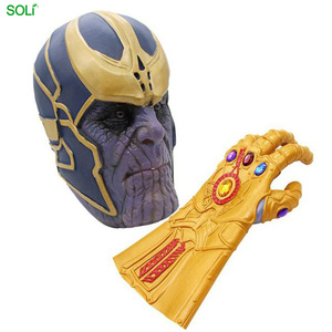 Hecho en China al por mayor promocional barato y buena <span class=keywords><strong>película</strong></span> Cosplay acción Thanos juguetes de guerra del infinito guante - Product Image 2