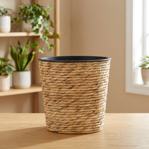 Pot de fleurs auto-arrosant Artex Hai Nam en jacinthe d'eau avec design géométrique pour suspension et utilisation en centre commercial - Product Image 2