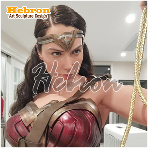 Statue en résine personnalisée d'un personnage de film d'action <span class=keywords><strong>Marvel</strong></span> Wonder Woman - Product Image 4