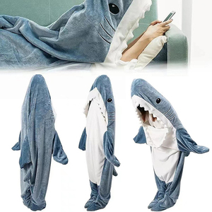 Combinaison <span class=keywords><strong>Kigurumi</strong></span> en flanelle chaude pour femmes, enfants et parents, motif requin de dessin animé, drôle, vêtement de nuit animal - Product Image 3