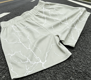 Shorts d'été en maille respirante 100 % polyester, taille mi-haute, tricotés, imprimés par sublimation, avec élastique personnalisé style vintage et entrejambe de 5 pouces - Product Image 4