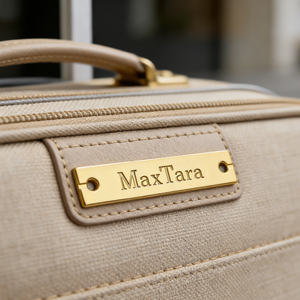 Étiquettes de marque <span class=keywords><strong>en</strong></span> métal robustes personnalisées <span class=keywords><strong>pour</strong></span> vêtements, sacs à main - Écologiques et de haute qualité - Product Image 6