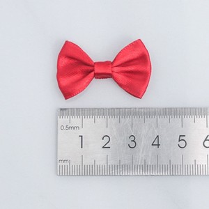 Noeuds en satin pré-noués délicats de 2,5 cm, taille et couleur personnalisées, pour emballage cadeau et embellissement de vêtements - Product Image 2