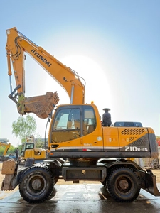 Excavatrice d'occasion d'origine coréenne Hyundai210W, excavatrice sur pneus de 21 tonnes R210W Robex 210, excavatrice à pneus 210w-9 210w-9T 210-9 à vendre - Product Image 3