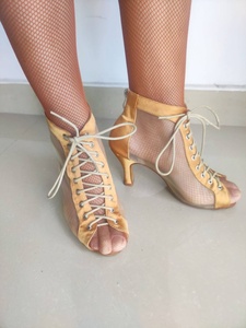327 botas de baile de satén personalizadas para mujer tacón cubano Jazz <span class=keywords><strong>Salsa</strong></span> Tango zapatos latinos Color tostado hecho a mano por mujer - Product Image 3