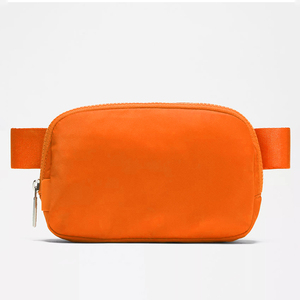 กระเป๋าคาดเอวทรงสปอร์ตขนาดเล็ก 1 ลิตร รุ่น Unisex จากคลังสินค้า USA สายสะพายไหล่กว้างเรียบเนียน ซิปโลหะ เหมาะสำหรับใช้ในชีวิตประจำวัน - Product Image 5