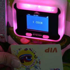 Terminal Lector de Tarjetas Recargable con WiFi y Pantalla LCD <span class=keywords><strong>para</strong></span> Sistema de Recarga de Tarjetas Anuales de Parques de Atracciones - Product Image 1