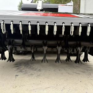 Tondeuses à gazon robotisées diesel télécommandées de 800 mm, 1000 mm et 1200 mm, tondeuses à gazon à chenilles - Product Image 4