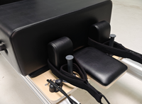 Machine de Pilates Reformer en alliage d'aluminium noir durable, portable, réglable et écologique pour la maison et les studios de Pilates