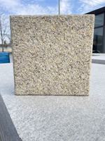 Dalles de granit poli jaune avec surface brûlée, design moderne et écologique pour salon, villa, parc, hôpital, atelier