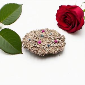 Arena para gatos de bentonita biodegradable sin polvo fuerte entrega rápida de alta calidad de fábrica de muestra gratis - Product Image 1