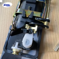 Nouvelle poignée de porte principale interne extérieure gauche de bonne qualité HOWO A7 T7 A7LWBT7LWB1664340 Pièces de rechange pour cabine de camion