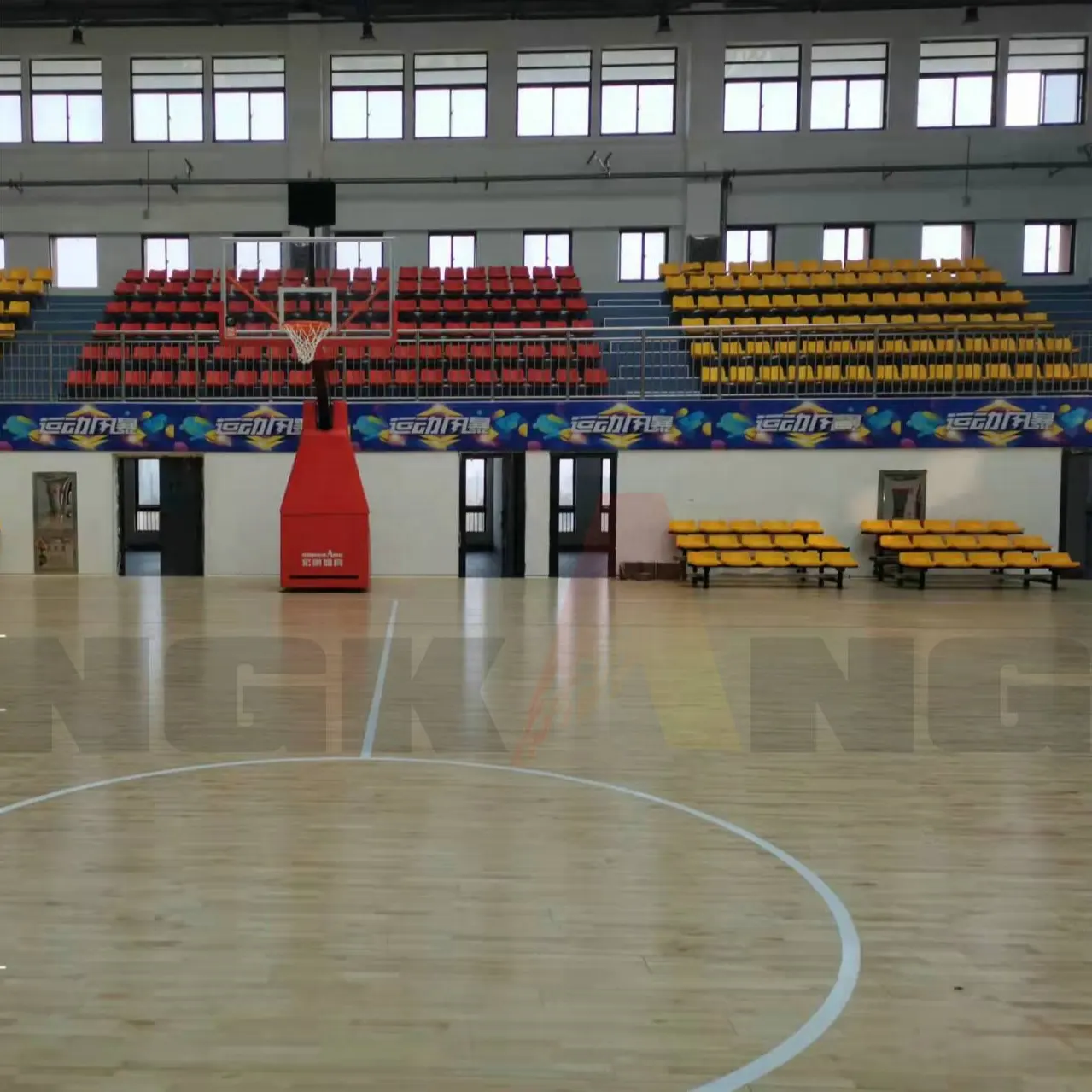 Lantai kayu basket olahraga antiselip lantai basket dalam ruangan