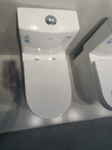 Inodoro de una pieza montado en el suelo con chorro de sifón de cerámica blanca de <span class=keywords><strong>Bolina</strong></span> W2031 - Product Image 3