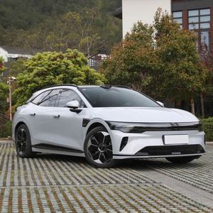 Zeekr 007 Gt Tracción trasera de largo alcance Versión de conducción inteligente 100Kwh Coche de tamaño medio 421 Hp 825Km Vehículos de nueva energía - Product Image 1