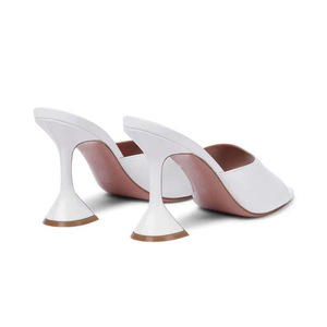 Produttore di vendita personalizzata di fabbrica <span class=keywords><strong>sandali</strong></span> da donna Slide Open Toe tinta unita Slip on 9cm triangolo blocco <span class=keywords><strong>tacco</strong></span> donna <span class=keywords><strong>sandali</strong></span> <span class=keywords><strong>tacco</strong></span> - Product Image 2