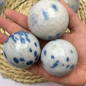 หินควอตซ์ทรงกลมธรรมชาติคุณภาพสูง K2 สำหรับงานฝีมือตกแต่งบ้านตามหลักฮวงจุ้ย ขายส่ง - Product Image 4