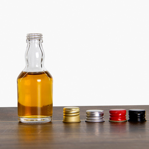 <span class=keywords><strong>Bouteille</strong></span> à liqueur en verre transparente mini 50 ml avec bouchon à vis en aluminium pour l'emballage de spiritueux - <span class=keywords><strong>Prix</strong></span> usine - Product Image 2