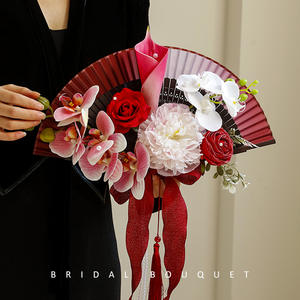 <span class=keywords><strong>Bouquet</strong></span> <span class=keywords><strong>de</strong></span> <span class=keywords><strong>mariée</strong></span> ventilateur <span class=keywords><strong>de</strong></span> poche pliant ventilateur <span class=keywords><strong>de</strong></span> main <span class=keywords><strong>de</strong></span> <span class=keywords><strong>mariée</strong></span> fleur <span class=keywords><strong>de</strong></span> style chinois - Product Image 4