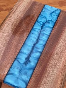 Mesas Artesanales de Resina y Madera Hechas con Madera Natural con Incrustaciones de Resina, Diseño Artístico Único, Construcción Duradera - Product Image 3