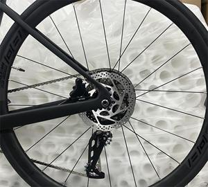 จักรยานเสือหมอบ TWITTER STEALTHpro Raid รุ่นที่ 2 โครงคาร์บอนแบบ Flat Bar พร้อมตะเกียบคาร์บอน ล้ออลูมิเนียมอัลลอย 24 สปีด - Product Image 5