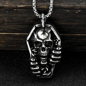 สร้อยคอผู้ชายสไตล์โกธิคพังก์ วัสดุสแตนเลสสตีล ลายหัวกะโหลก ชุบทองวินเทจ พร้อมจี้รูปกากบาทและโลงศพ ประดับด้วยจี้รูปสัตว์ ขายส่ง - Product Image 4