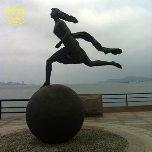 Escultura de Arte de Bronce de Lujo Personalizada, Estatua de Hombre Nadador Desnudo, Diseño de Luxury Metal Crafts - Product Image 6