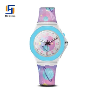 Montre-bracelet en plastique Silicone unisexe, fermoir à boucle, couleur éblouissante, chiffres arabes, cadran publicitaire, animé, 2022