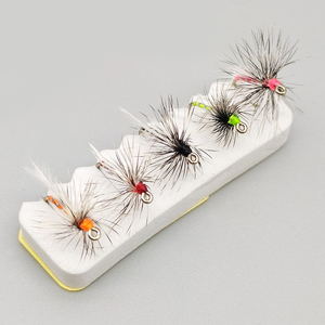 Fabricante Profesional # 14 # 16 # 18 # 22 Moscas de imitación para pesca con mosca, cebo blando con caja sencilla, anzuelo de alta calidad, kit de señuelos para río - Product Image 1