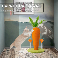 Mignon grattoir pour chat en forme de carotte et structure d'escalade en sisal, protecteur de meubles pour décorations de Noël et d'Halloween