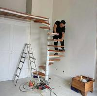 Escaliers en spirale modulaires en acier galvanisé, anti-rouille, préfabriqués, modernes, personnalisés, pour villa, appartement, loft