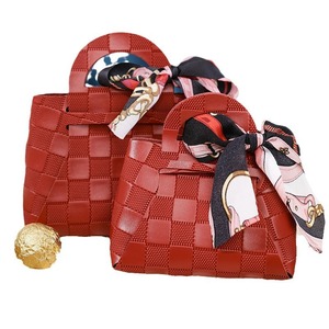 European Style Light Luxury Plaid Pattern Handheld Candy Gift <b>Box</b> Wedding Gift Bag Small - Product Image 5
