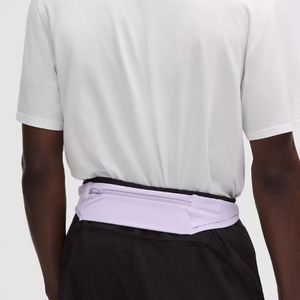 กระเป๋าคาดเอวกันน้ำแบบสะท้อนแสงสีม่วงพร้อมซิปปิด  สำหรับปั่นจักรยาน ออกกำลังกาย ใส่โทรศัพท์ได้ เหมาะสำหรับทุกเพศ - Product Image 4