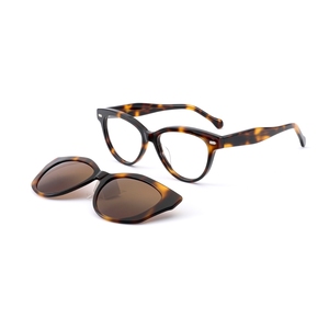 Lunettes de soleil polarisées à clipser UV400 légères confortables anti-radiation style œil de chat - Product Image 2