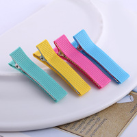 Vente en gros de 5cm de pince crocodile entièrement couverte Accessoires de cheveux coréens faits à la main en 25 couleurs