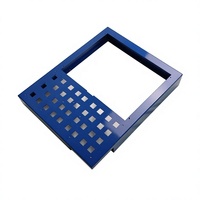 Caja de Interfaz HMI de Precisión OEM, Carcasa de Acero Perforada Personalizada con Patrón de Orificios Cuadrados para Controlador de Máquina