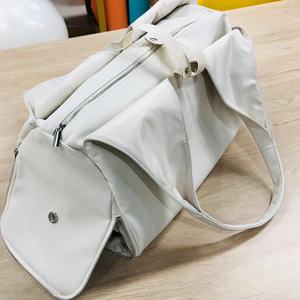 Sac <span class=keywords><strong>de</strong></span> sport imperméable pour <span class=keywords><strong>professeur</strong></span> <span class=keywords><strong>de</strong></span> <span class=keywords><strong>yoga</strong></span>, taille personnalisée, porte-tapis <span class=keywords><strong>de</strong></span> <span class=keywords><strong>yoga</strong></span> en cuir durable - Product Image 6