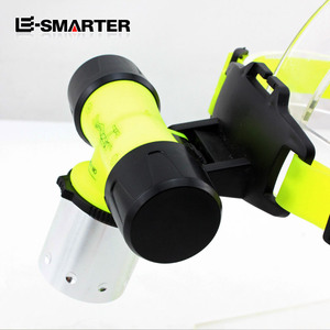 Linterna de Buceo Le-Smarter T6 Upgrade U2 Recargable de Iones de Litio con Interruptor Magnético para Buceo - Product Image 3