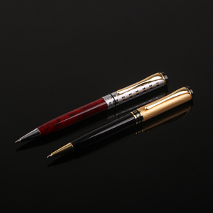 Stylos à bille rétractables noirs à pointe moyenne 0,7 mm, écriture fluide, métalliques, élégants et raffinés pour le monde des affaires - Product Image 4