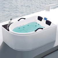 Grande baignoire / Baignoires profondes pour la salle de bain / Baignoires pour deux personnes