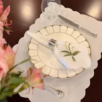 Ensembles de nappes et sets de table brodés à la main motif Muguet, 100% coton, bord festonné, pour la table de mariage