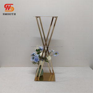 Support à fleurs en gros SMOOTH de 80 cm, support à fleurs en forme de X, doré, centre de table pour décoration de mariage - Product Image 6