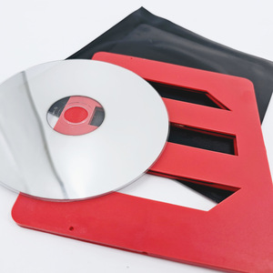 G0103 CD que Desaparece (Desaparición de CD) Kingmagic Fabricante de Accesorios de Magia Venta al por Mayor de Accesorios de Magia de Cerca - Product Image 1