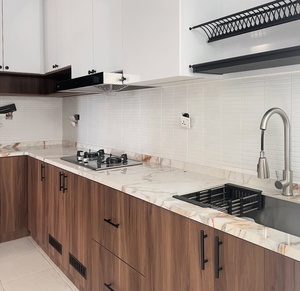 Mobile da <span class=keywords><strong>Cucina</strong></span> in Melamina Effetto Legno CBMmart, Armadio da <span class=keywords><strong>Cucina</strong></span> Bicolore con Finiture Diverse Superiore e Inferiore - Product Image 2