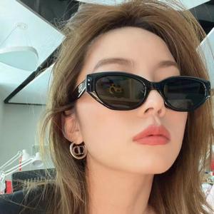 Fanyue <span class=keywords><strong>Lunettes</strong></span> de soleil bon marché pour femmes Vente en gros 2025 - Product Image 2