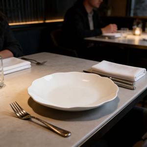 Assiette à soupe minimaliste en céramique blanche de style <span class=keywords><strong>belge</strong></span>, vaisselle pour hôtel et restaurant, ensemble de dîner pour cuisine, vente en gros - Product Image 4